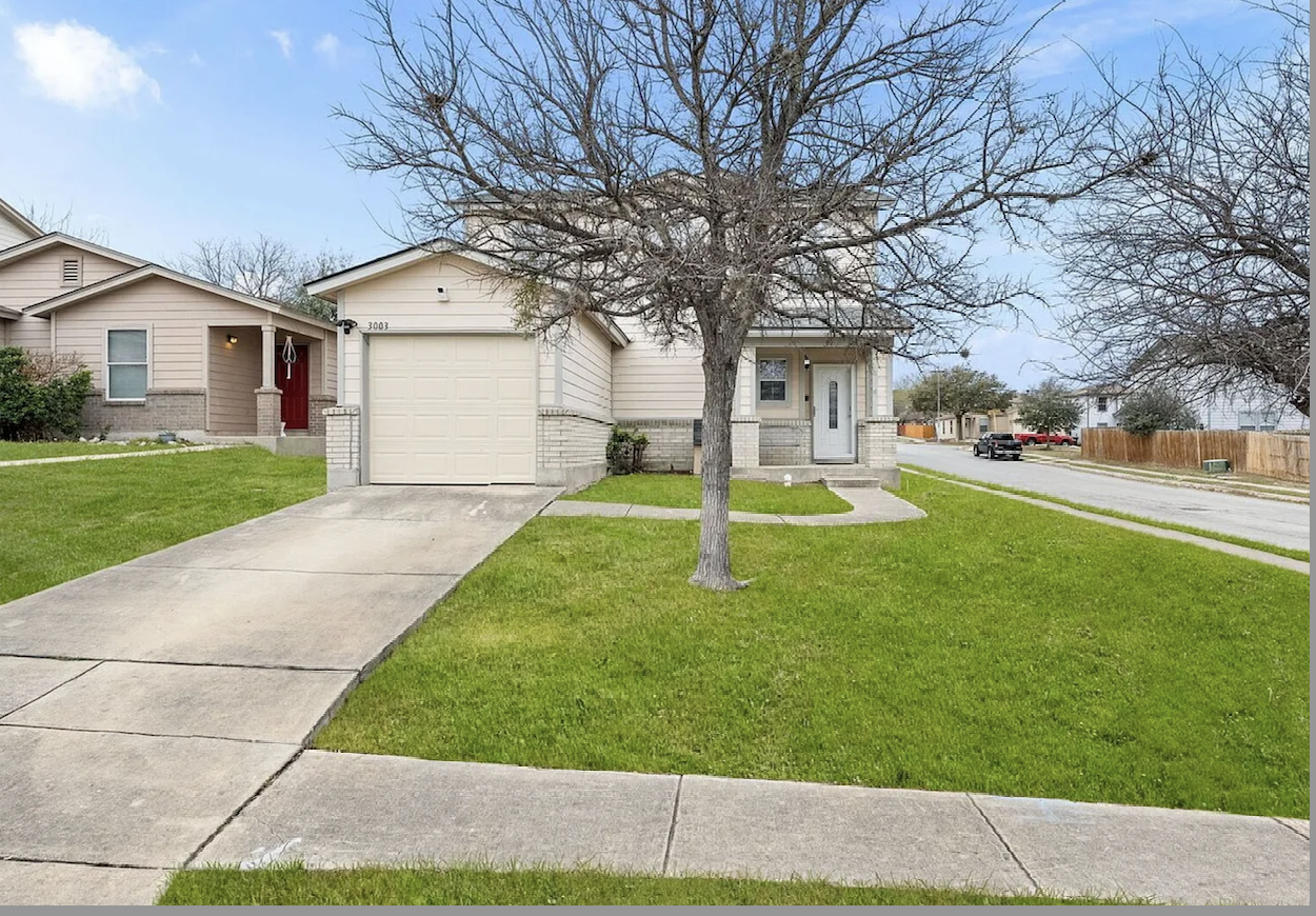 Great Starter Home in San Antonio! Only $1495 a month!