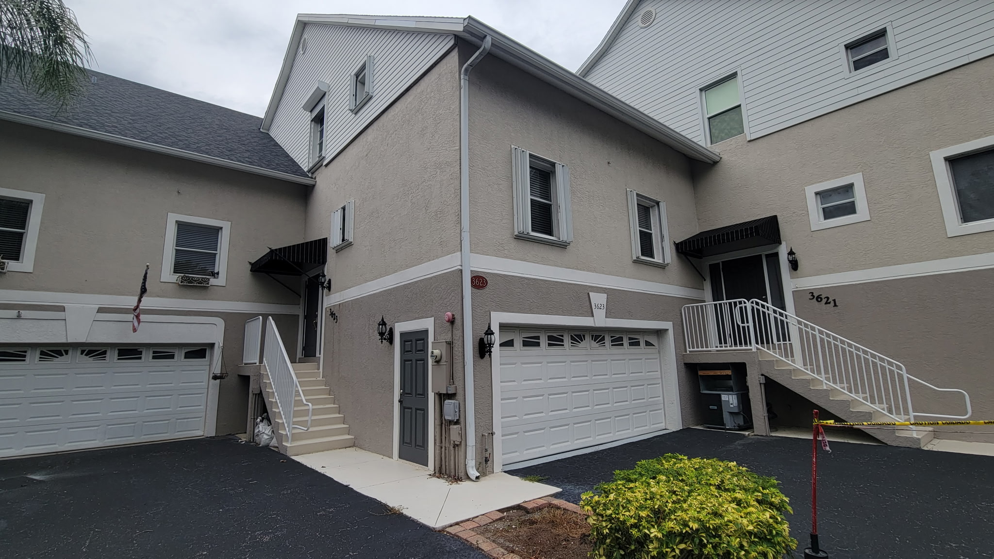 Luxurious Riverfront Townhome with Panoramic Caloosahatchee River Views